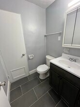 56 S Munn Ave in East Orange, NJ - Building Photo - Building Photo