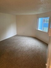 479 Senate St NW in Salem, OR - Building Photo - Building Photo