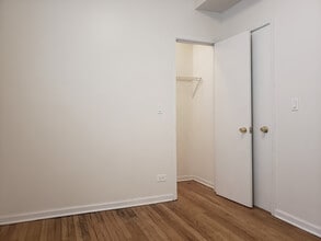 5435 S Hermitage Ave, Unit 2 in Chicago, IL - Building Photo - Building Photo