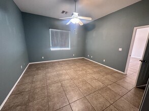 2792 La Paloma Dr in Bullhead City, AZ - Building Photo - Building Photo