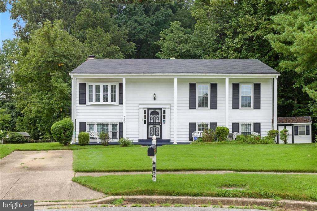 7201 Fairfield Ct in District Heights, MD - Building Photo