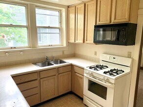 1615 Monroe St in Madison, WI - Building Photo - Building Photo