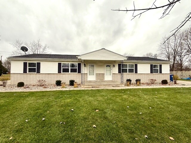 3245 Pasadena Pl in Saginaw, MI - Building Photo