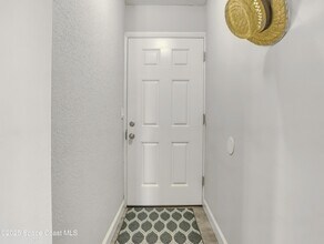 170 Paradise Blvd, Unit 14 in Melbourne, FL - Building Photo - Building Photo