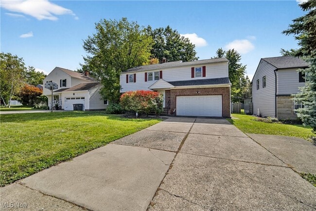 23218 Cedar Rd in Beachwood, OH - Building Photo - Building Photo