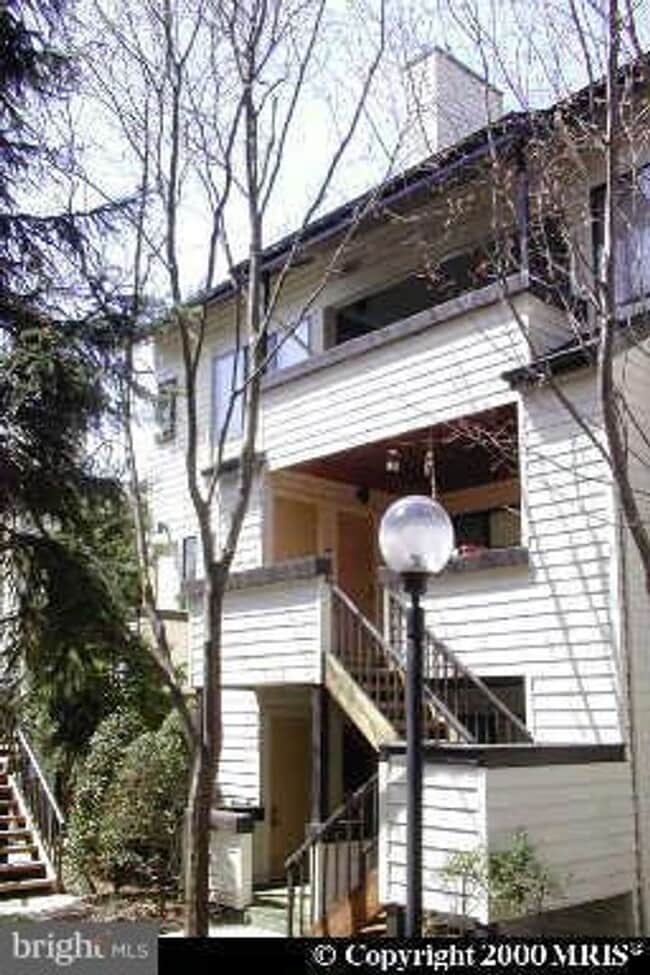 property at 10048 Hellingly Pl