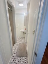 49 Hancock St, Unit 1R in Boston, MA - Building Photo - Building Photo