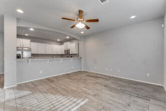 1348 N Corsica Dr in Fayetteville, AR - Building Photo - Building Photo