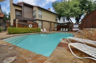 5630 Spring Valley Rd in Dallas, TX - Building Photo - Building Photo