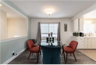 512 Marguerite Ave-Unit -1/2 in Newport Beach, CA - Building Photo - Building Photo