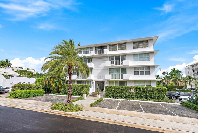 property at 401 Peruvian Ave