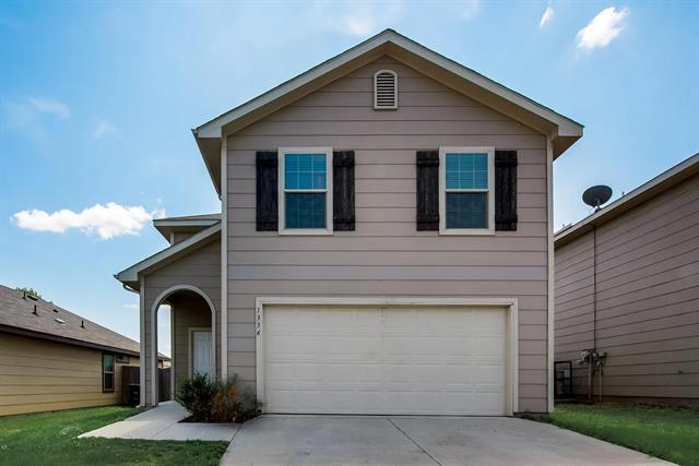 1336 Glen Garden Dr in Fort Worth, TX - Building Photo
