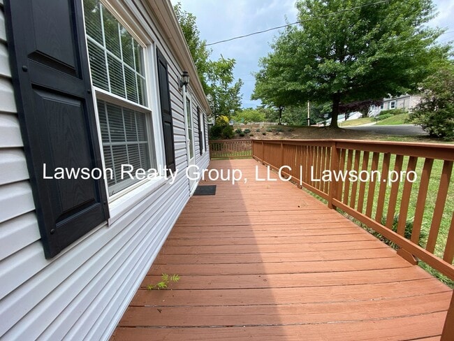 1807 Pexton Ave in Salem, VA - Foto de edificio - Building Photo