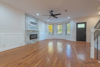 527 N Ridgeway Ave in Chicago, IL - Building Photo - Building Photo