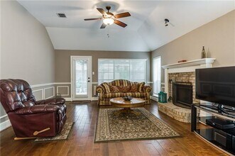 1308 Indian Lake Trail in Carrollton, TX - Building Photo - Building Photo