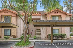 12063 Alta Carmel Ct in San Diego, CA - Building Photo