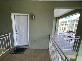 5402 Marcella Ave in Laredo, TX - Building Photo