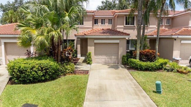 1705 SW 110th Terrace in Davie, FL - Building Photo - Building Photo