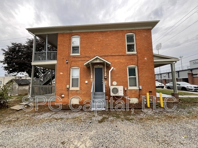 591 McAllister St in Hanover, PA - Building Photo - Building Photo