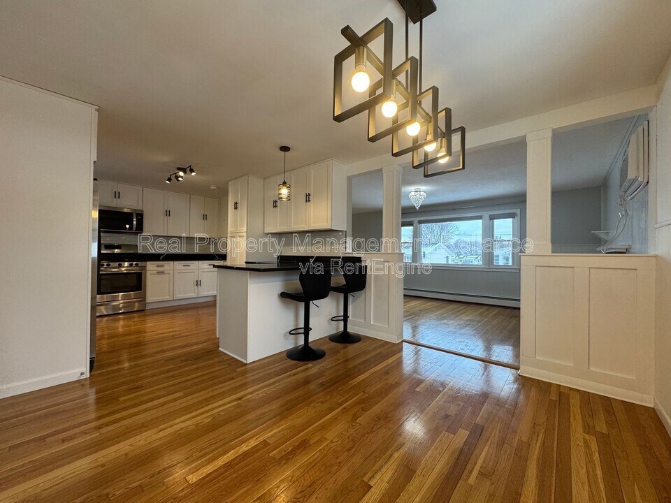 30 Gables Cir in Salem, MA - Building Photo