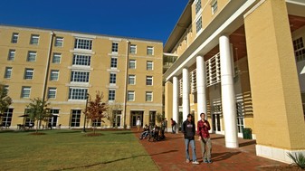 USC - Honors College Residence Apartments