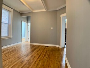 4056 W Hirsch St in Chicago, IL - Building Photo - Building Photo