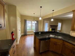 660 Richards Dr in Clarksville, TN - Building Photo - Building Photo