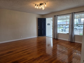 470 Mercury Ln in Pasadena, CA - Building Photo - Building Photo