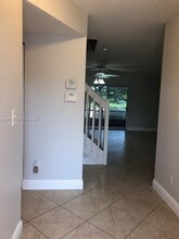 571 208th Cir in Pembroke Pines, FL - Building Photo - Building Photo