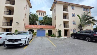 650 Tennis Club Dr in Fort Lauderdale, FL - Building Photo