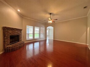 233 Wellington Trail in Weatherford, TX - Building Photo - Building Photo