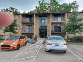 7226 Creekview Dr in Cincinnati, OH - Building Photo - Building Photo