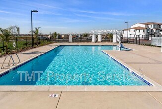 4439 Rhone Walk in Sacramento, CA - Building Photo - Building Photo