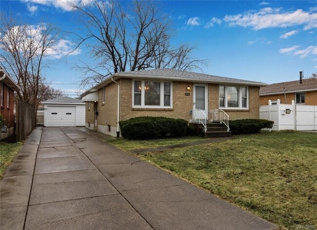 4867 N Bailey Ave in Buffalo, NY - Building Photo - Building Photo