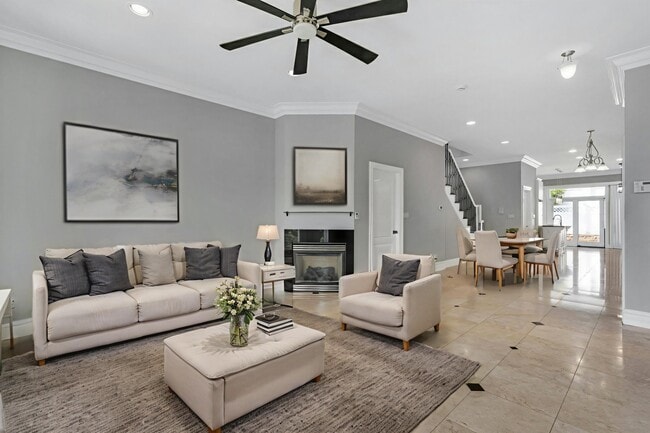 52 Myrtle Ave in Edgewater, NJ - Building Photo - Building Photo