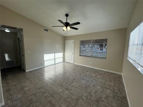 202 Jasper St in Bushnell, FL - Building Photo - Building Photo