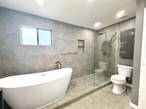 923 Wayne Ave in Duncanville, TX - Building Photo - Building Photo