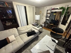 238 Cambridge St, Unit 5 in Boston, MA - Building Photo - Building Photo