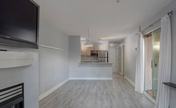 2983 W 4th Ave in Vancouver, BC - Building Photo - Building Photo