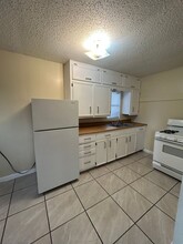 500 E Stanolind Rd in Hobbs, NM - Building Photo - Building Photo