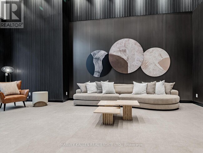 20 Soudan Ave in Toronto, ON - Building Photo - Building Photo