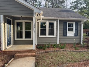 109 Longneedle Ct in Raleigh, NC - Building Photo - Building Photo