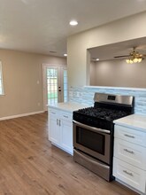 5430 Yale Dr in Katy, TX - Building Photo - Building Photo