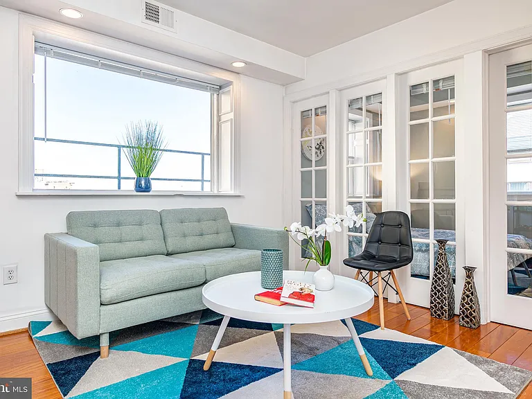 1125 12th St NW in Washington, DC - Building Photo