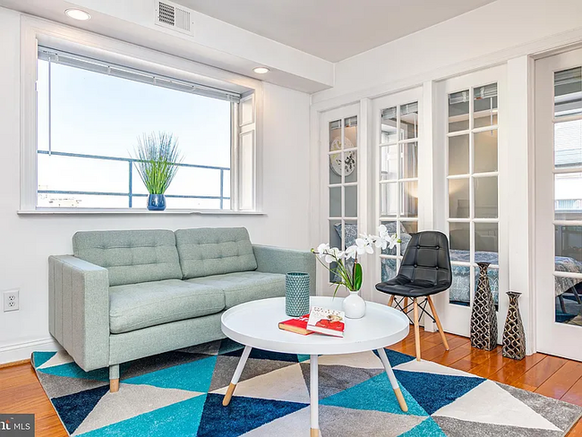 property at 1125 12th St NW