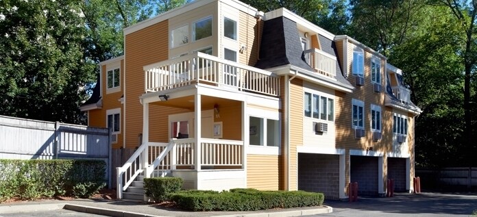 Harvard University Housing in Cambridge, MA - Building Photo