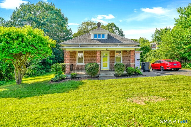 property at 29 Hazelhurst Ave