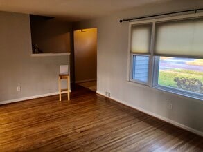 129 Roselawn Cres in Fairport, NY - Foto de edificio - Building Photo