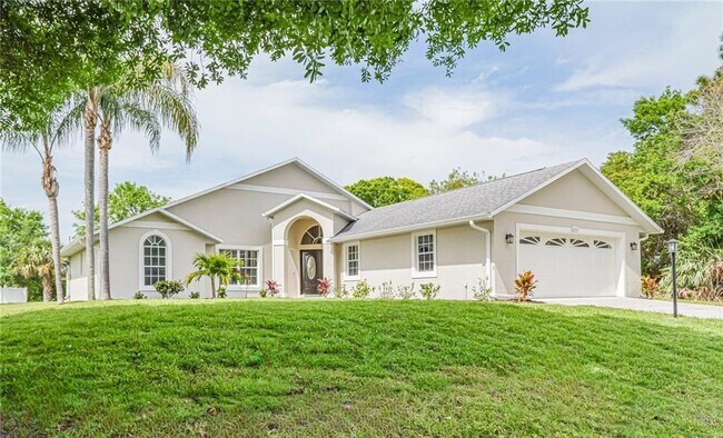 513 Benedictine Terrace in Sebastian, FL - Building Photo - Building Photo
