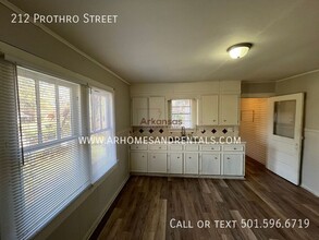 212 Prothro St in North Little Rock, AR - Building Photo - Building Photo